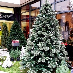 Луксозна коледна елха 2.40 м GREEN SNOW CHRISTMAS TREE- леко заскрежена с естествен вид