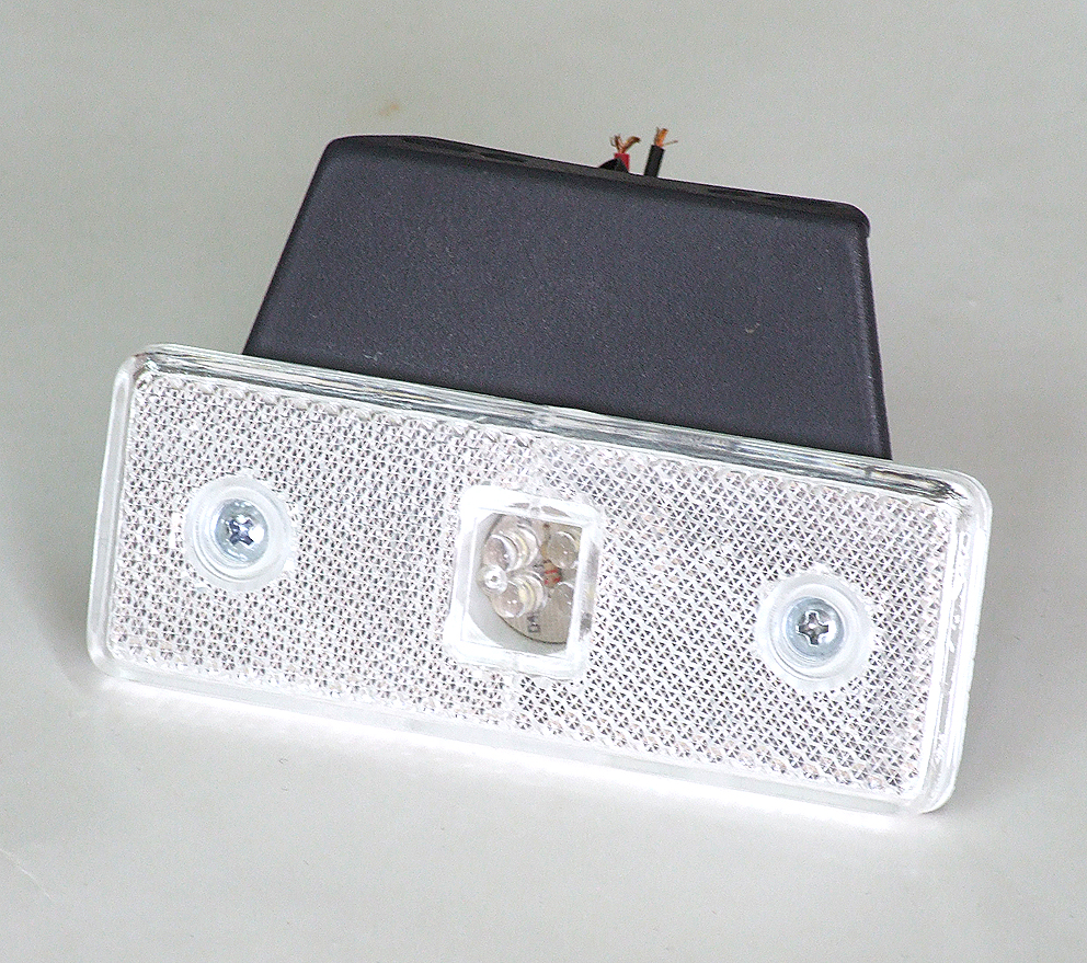 Бял LED габарит, маркер 24V