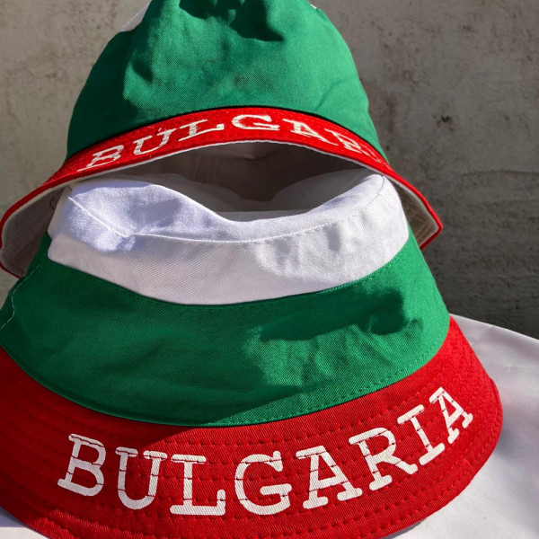 🤍💚❤Трикольорна туристическа памучна шапка България, средно еластична
