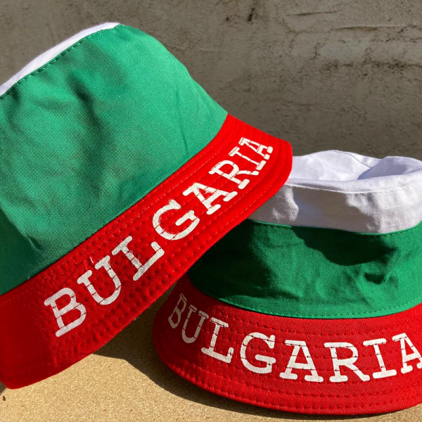🤍💚❤Трикольорна туристическа памучна шапка България, средно еластична