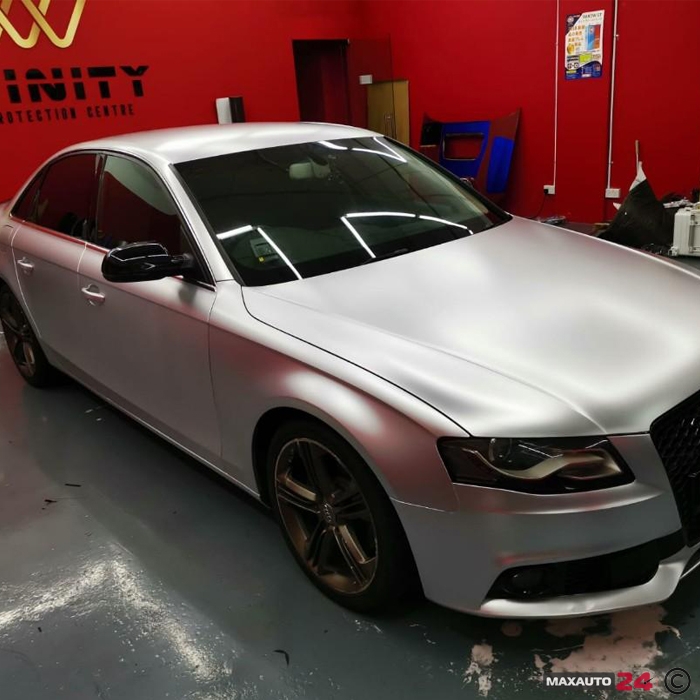 Фолио за облепяне сребристо 1.52m x 1m CST08