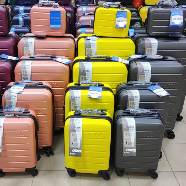 ПРОМО: Висок клас спинъри ТR YELLOW ABS,четири въртящи колелца, заключване с цифров шифър, комплект 5бр, куфари