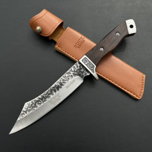Ръчно изработен ловен нож BUCK ORIENT COMPACT, фултанг стомана 5CR13, дървена дръжка венге, кания еко кожа