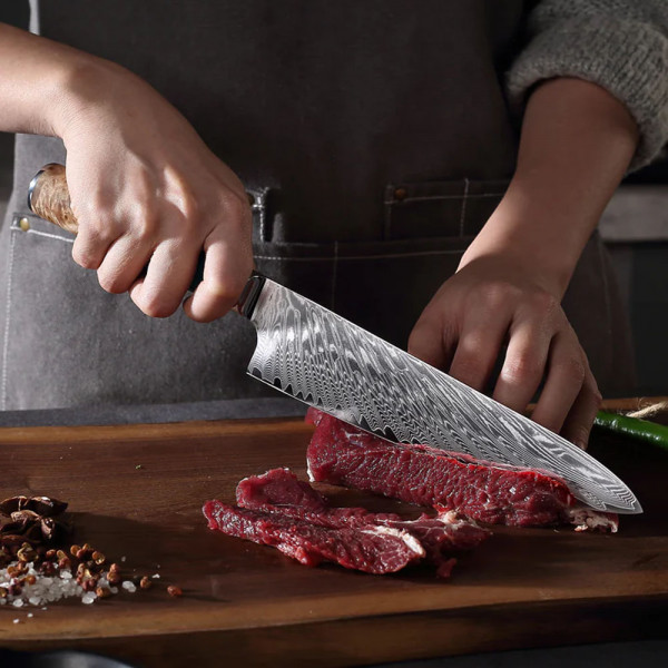 Професионален кухненски нож DAMASK CUTLER BLUE CHEF J015, 67-слойна японска дамаска стомана с висока твърдост 61HRc