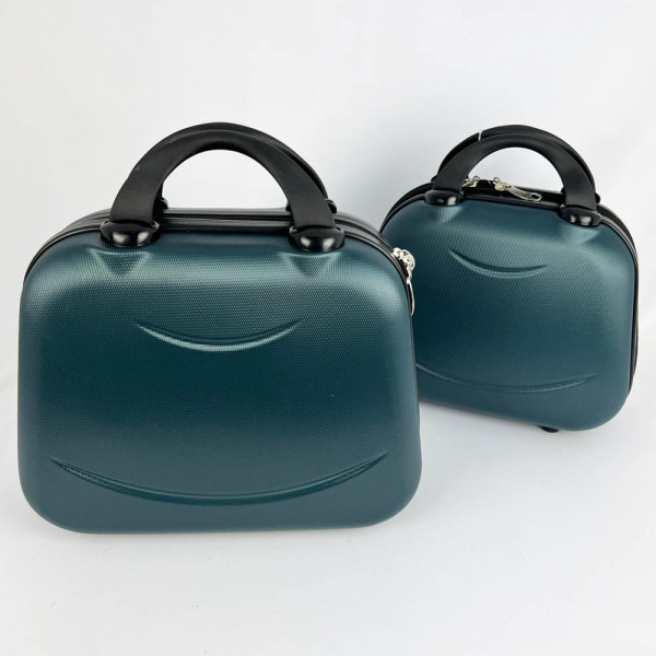 ДВЕ надкуфарни пътни авио чанти LADY PETROL GREEN, PVC, с цип, крачета и ластик за фиксиране