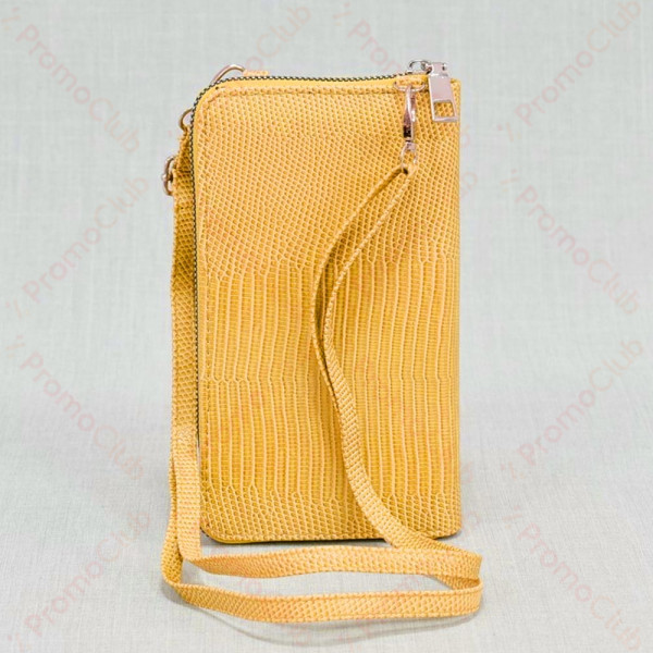 Практично и елегантно дамско портмоне от еко кожа - чантичка YELLOW В3024