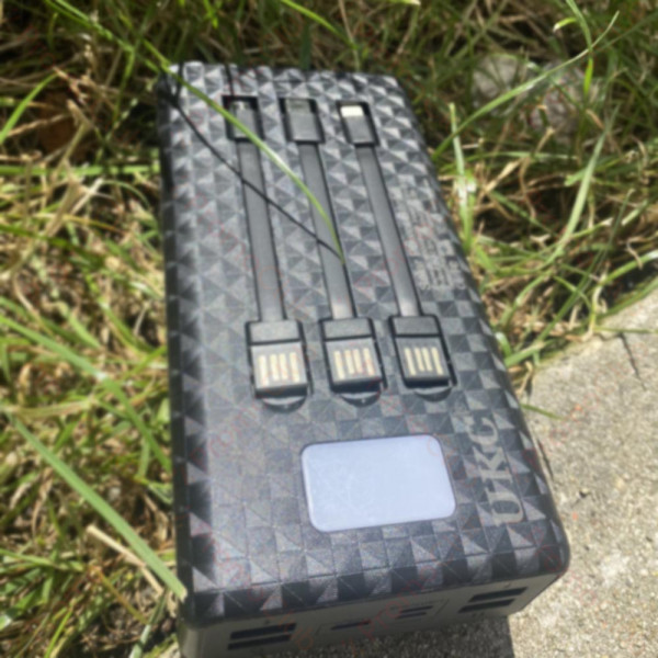 60000mAh Соларна преносима батерия UKC POWERBANK ART-8058 с фенерче
