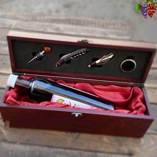Луксозен подаръчен комплект за вино в стилна дървена кутия M004, BF23
