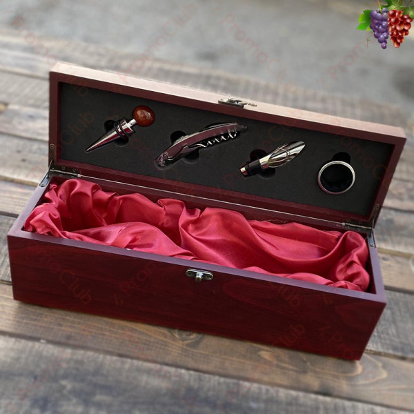 Луксозен подаръчен комплект за вино в стилна дървена кутия M004, BF23
