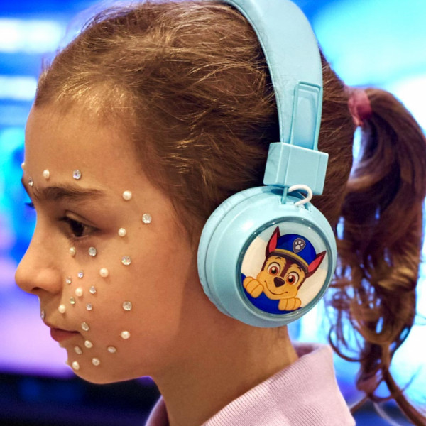 Детски безжични светещи слушалки Пес патрул Paw Patrol с Чейс - сини MF-202E, с Wireless 5.3
