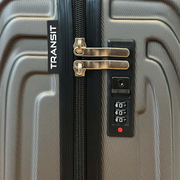 Куфар за ръчен багаж PILOT 737 GRAPHITE, 53/35/20 PVC, с 4 свалящи се колела  47/35/20, тегло 2.1 кг.