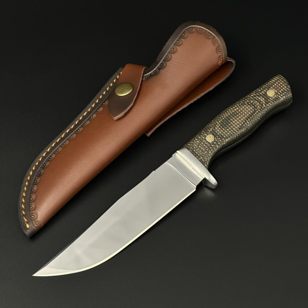 Здрав ловен нож Der HUNT D2, полирана стомана 9Cr15Mov, дебела кания от телешка кожа