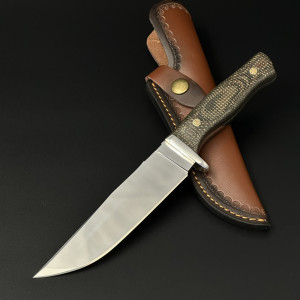 Здрав ловен нож Der HUNT D2, полирана стомана 9Cr15Mov, дебела кания от телешка кожа