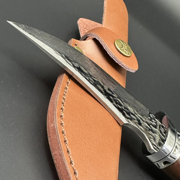 Японски ловен нож за дране MYATO HUNTER 11 DAMASK, дръжка абанос и кожена кания