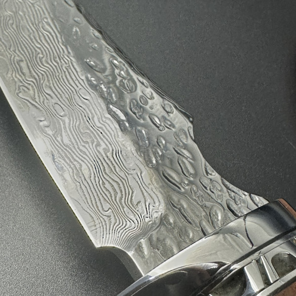 Японски ловен нож за дране MYATO HUNTER 11 DAMASK, дръжка абанос и кожена кания