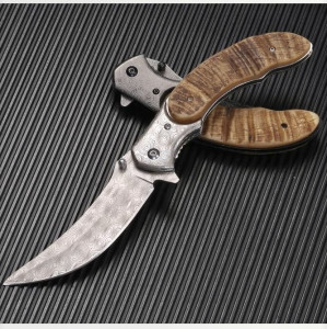 Полуавтоматичен сгъваем нож ORIENT с палец за отваряне, стомана 7Cr13Mov с дамаска шарка, дръжка биволски рог, кутия