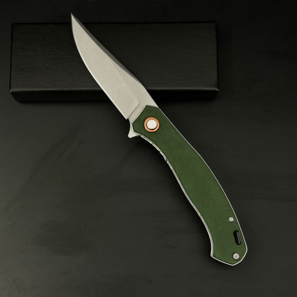 Полуавтоматичен сгъваем нож SABOTAGE GREEN с палец за отваряне, стомана D2, дръжка G10, кутия