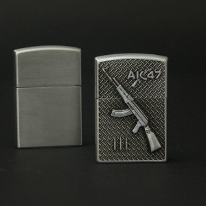 Класна метална запалка AK-47 ,#1047,  класически дизайн, на газ с камъче и подаръчна кутия