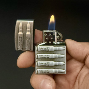 Класна метална запалка SIX BULLETS ,#1126,  класически дизайн, на газ с камъче и подаръчна кутия