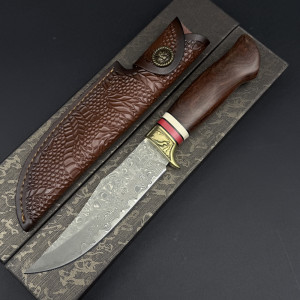 Голям немски ловен нож DER HUNT 873 Damsakus WOLF, стомана VG10 67 слоя, черешова дръжка, кожена кания