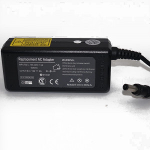 Адаптер за захранване на 220V - 12V 2A 5.5 / 2.5  65 вата