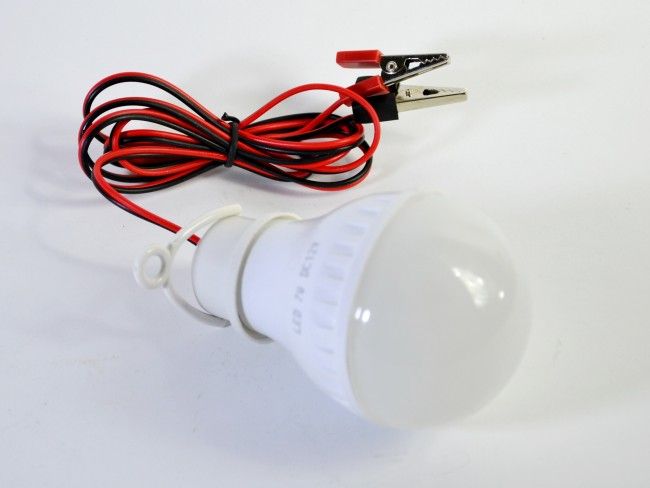 Аварийна LED лампа с кабел, прекъсвач и щипки за включване към акумулатор 7W 12V