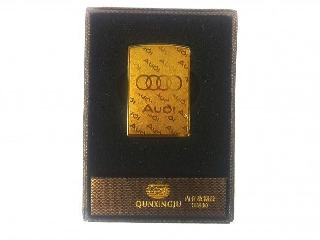 Луксозна USB ел.запалка Audi с вградена батерия и подаръчна кутия