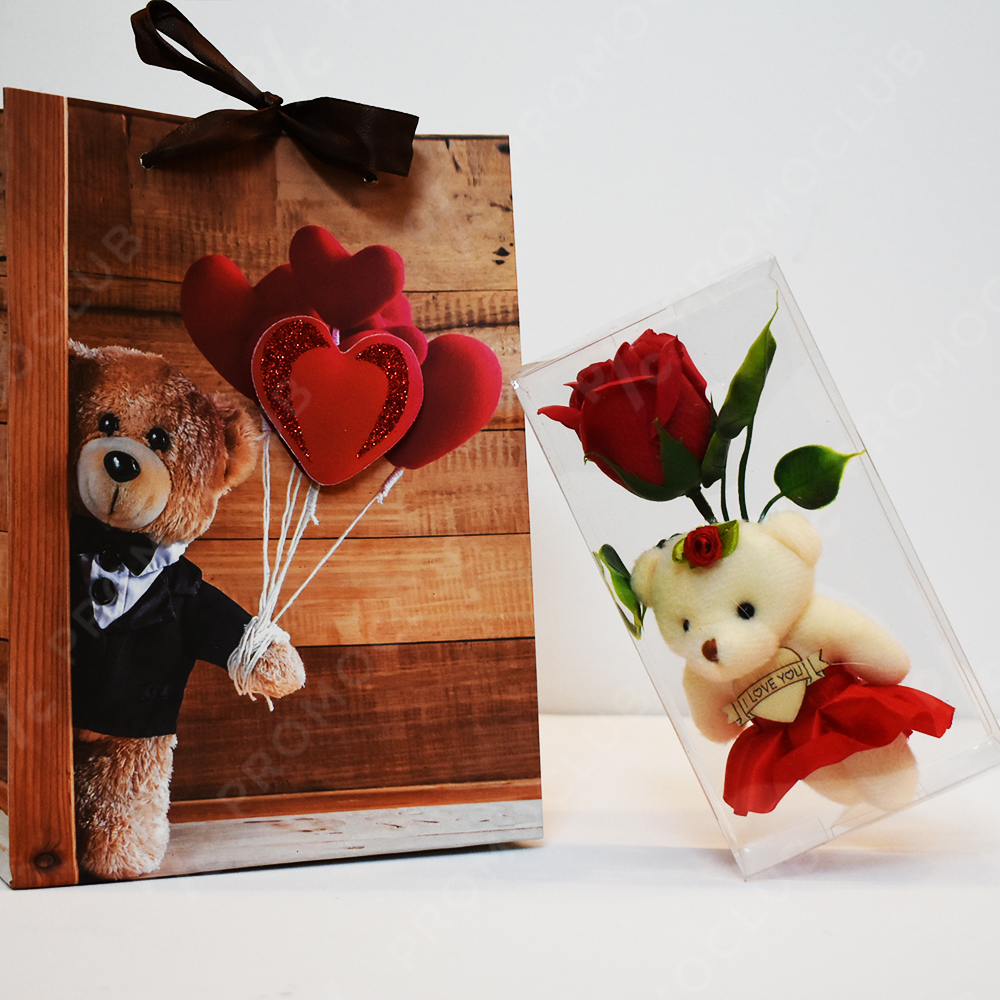 Мече с роза в кутия - романтичен подарък