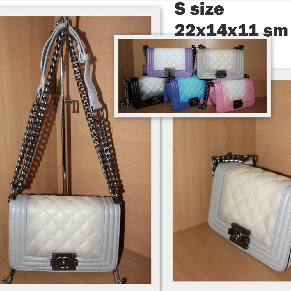 Дамска чанта ШАНЕЛ WHITE AND SILVER S размер 22 х 14 х 11 см