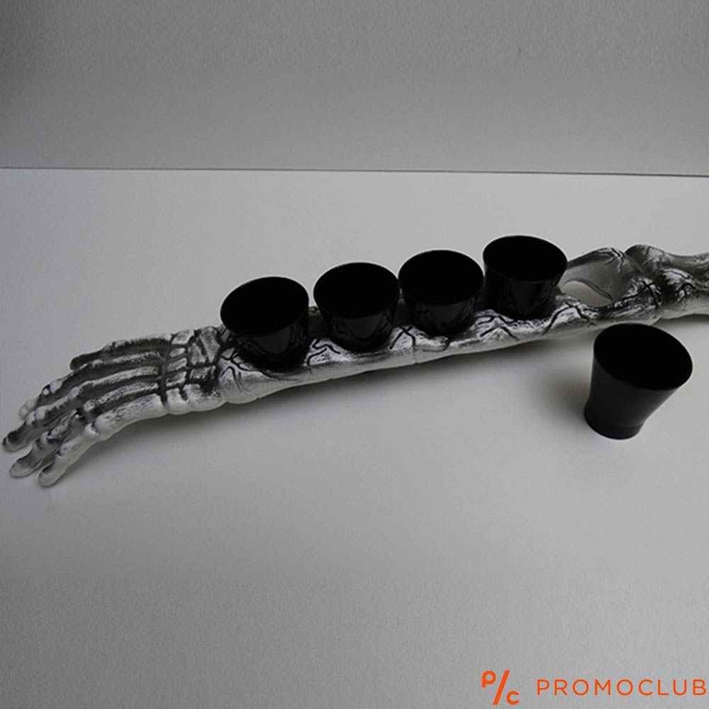 Хелоуински шотове с поставка скелетна ръка