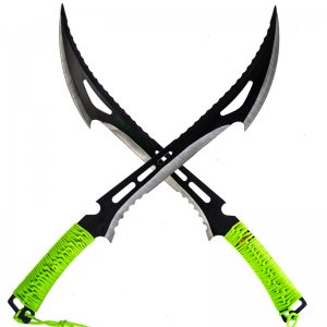 Боен модел мачете V017, с черно, агресивно острие и калъф за през рамо 
